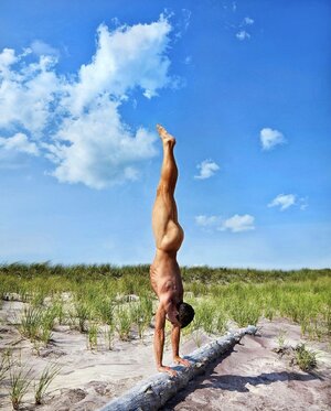 naked in nature (160).jpg