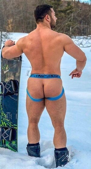 butt-art-snow-jock.jpeg