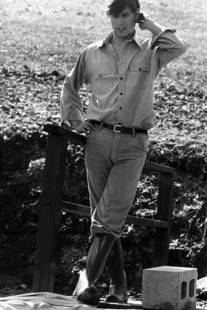 Screenshot_20251101_205501_Samsung Internet~2.jpg