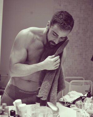 leo0leo 18382221.jpg