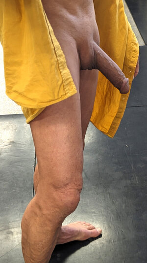 yellow 0002 towel.jpg