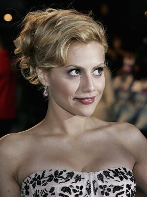 brittany_murphy_gallery_4_2011_a_p.jpg