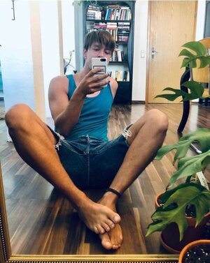 Register - Login (1).jpeg