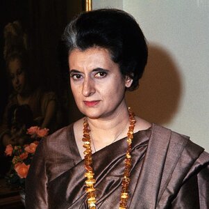 indian-prime-minister-indira-gandhi-at-the-carlyle-hotel-news-photo-1709823666.jpg