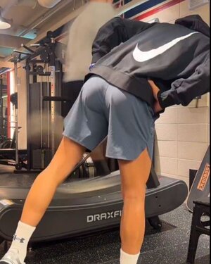 Minho (SHINee) 🍑.jpeg