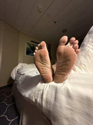 all day boat feet.JPG