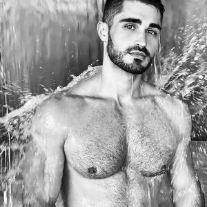 Gabriel Molinero 278963648bw.jpg