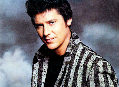 shakin_stevens-54660d9be8392-l.png