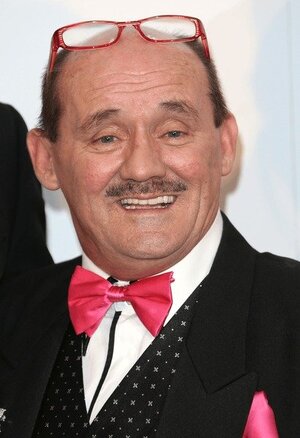 brendan-ocarroll-mrs-browns-boys-600nw-127235504.jpg