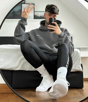 Morning infront 5.jpeg