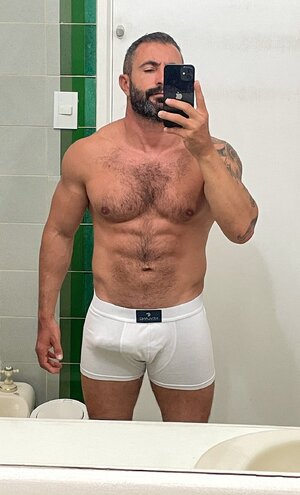 5 GH9W2GjW4AA8Umx.jpg