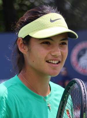 Emma_Raducanu_(2025_DC_Open)_02_(cropped).jpg