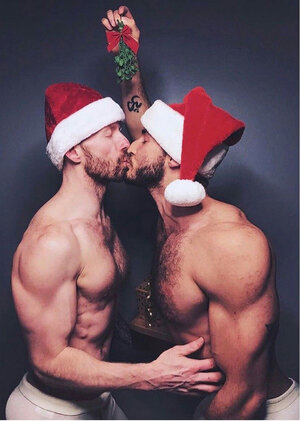 Gay-Christmas-Hot-Hunks-1.jpg