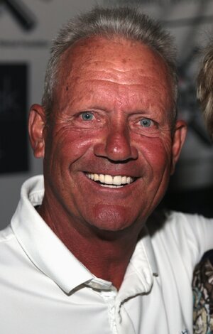 George_Brett_by_Gage_Skidmore_2.jpg