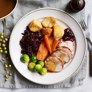 4 Christmas-dinner-plate.jpg
