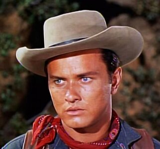 Richard_Davalos_in_Bonanza_(The_Trail_Gang).jpg