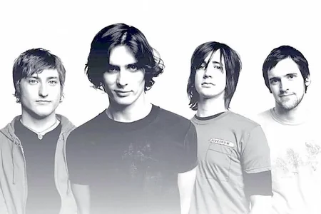 all-american-rejects-move-along-cover-artwork-inset.webp