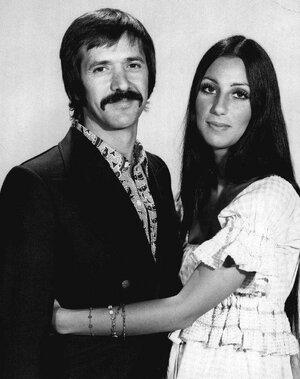 Sonny_and_Cher_1971.jpeg