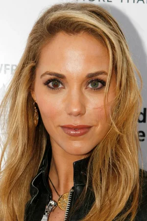 Elizabeth_Berkley (1).webp