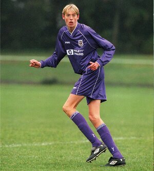 1571_Peter-Crouch_shutterstock_editorial_3128171a.jpg