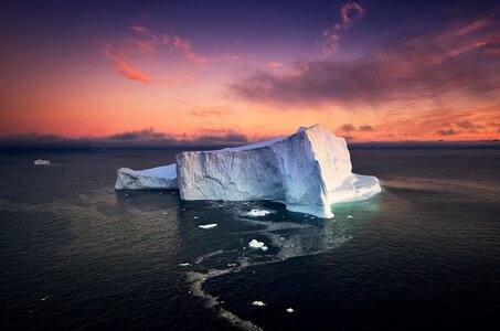 Featured-Greenland-Icebergs-Landscape-Commercial-Travel-Arctic@2x.jpg