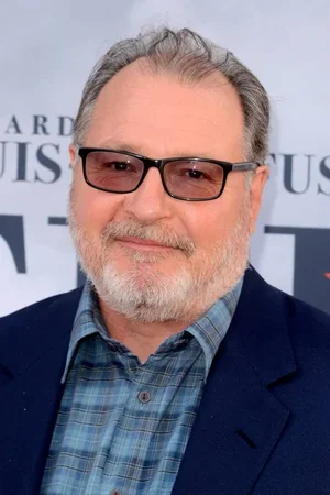 depositphotos_155140294-stock-photo-actor-kevin-dunn.webp