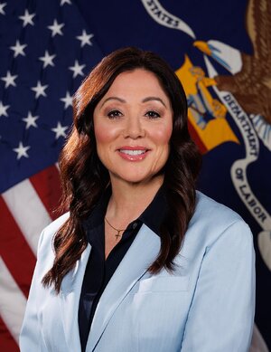 Secretary_Lori_Chavez-DeRemer_official_portrait_2025_(54382448706).jpg