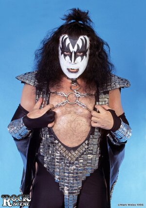 kiss_1996_s06619.jpg