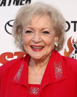 Actress-Betty-White-2006.jpg