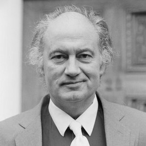 Iain Cuthbertson.jpeg