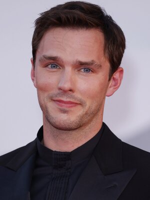 nicholas-hoult-nom-pro-gettyimages-1338390279-scaled.jpg