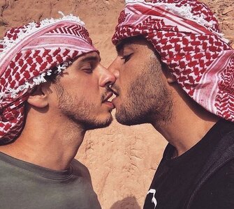 arab-men-together-4.jpg