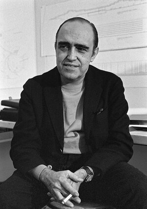 Oscar_Niemeyer_1968b.jpg