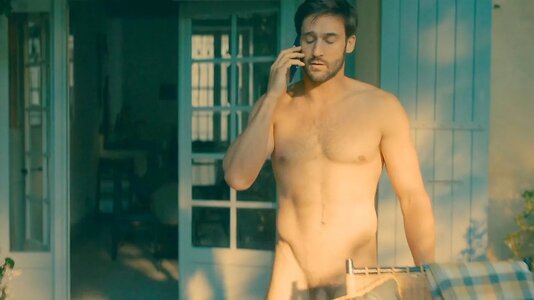 5 escort-boys-guillaume-labbe.jpg