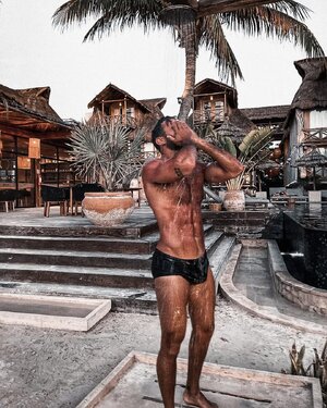 Toni Baena 175490438.jpg