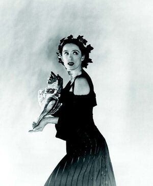 marthagraham2-844x1024.jpg