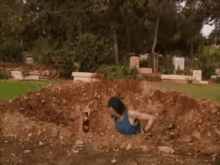 DiggingHole-1.gif