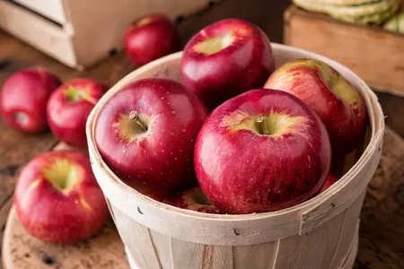 1800ss_getty_rf_apples.webp