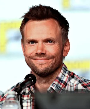 Joel_McHale.webp