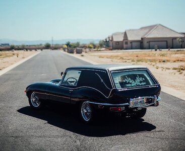hearse_Jag_E-type-12.jpg