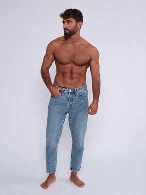 Toni Baena 4cGcifQ.jpg