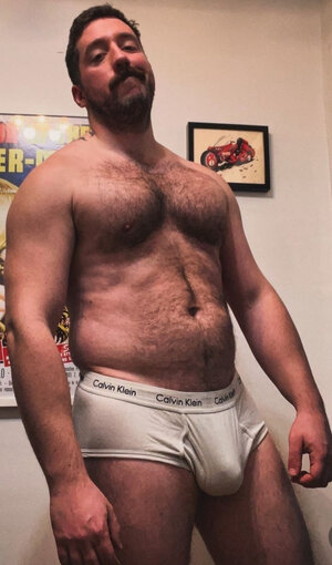 hairy1.jpg