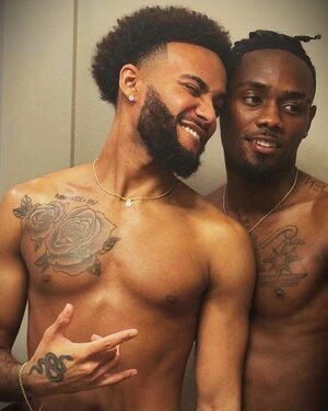 intimate selfies 02.jpg