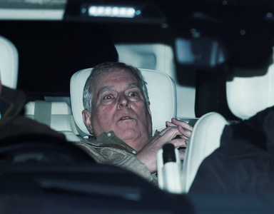 Screenshot 2026-02-24 at 12-03-24 Andrew Mountbatten-Windsor Ikonisches Foto nach der Festnahm...png