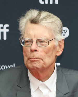 Stephen_King_at_the_2024_Toronto_International_Film_Festival_2_(cropped).jpg