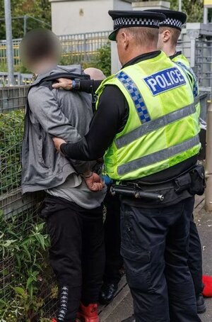 Cops arrest 28 and seize 180 weapons in knife crime crackdown _.jpeg