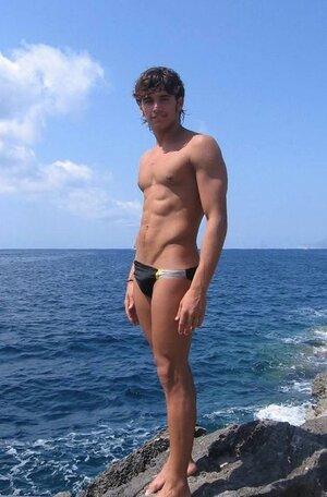 speedo3.jpg