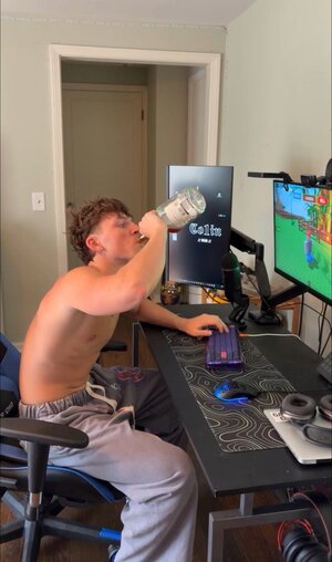 SEX6 sweatpants.jpeg