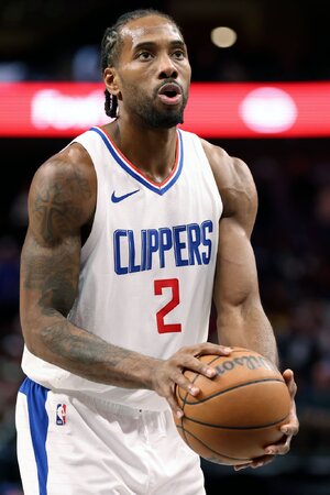 NAB-basketball-Kawhi-Leonard-LA-Clippers-free-throw-against-Dallas-Mavericks-2023.jpg
