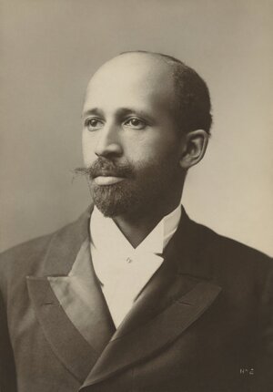 W.E.B._Du_Bois_by_James_E._Purdy,_1907_(cropped).jpg
